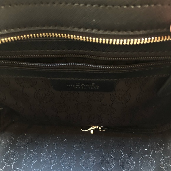 MICHAEL KORS MEDIUM SELMA PURSE - Picture 6 of 9